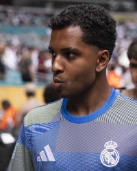 星空体育资讯-罗马诺：若巴尔科拉今夏离队，巴黎本打算买罗德里戈作为替代者