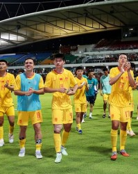 星空体育官网-2对手均没赢 国足险胜新加坡获3.25分 FIFA排名升至第92+亚洲第13|泰国队|塞尔吉尼奥|中国男足|谢文能|黄嘉辉_新浪体育_新浪新闻